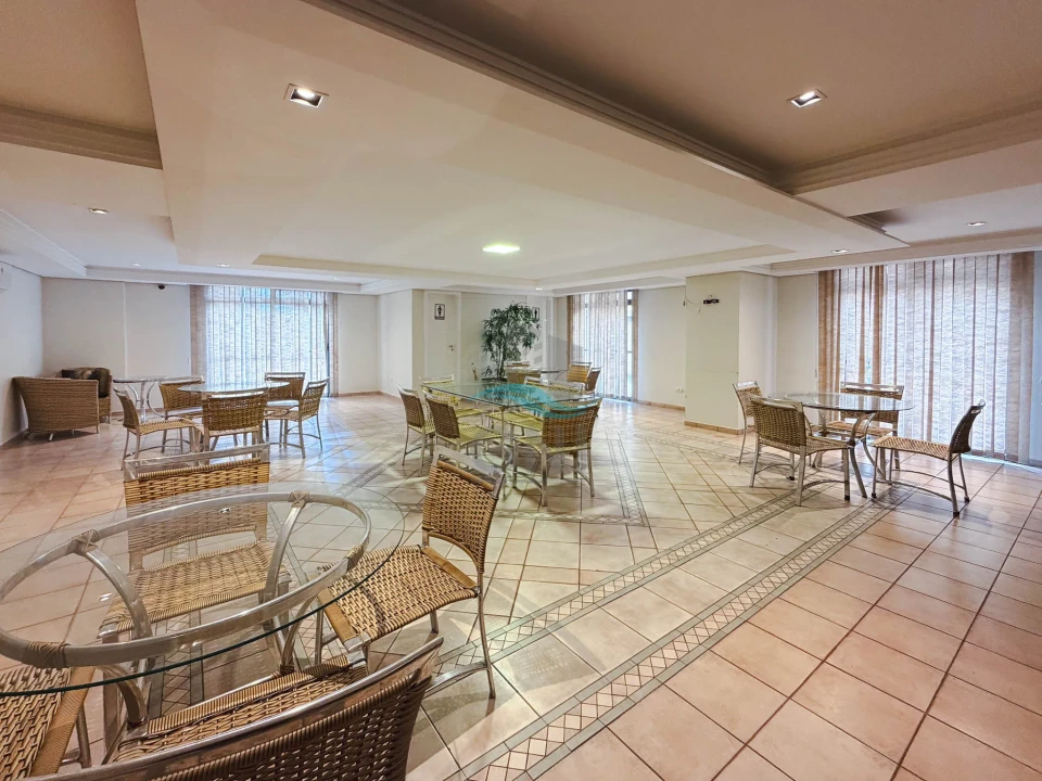 APARTAMENTO A VENDA - EDIFICIO CORAL GABLES - CENTRO
