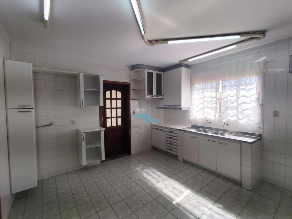 Imagens do imóveis CASA PARA LOCAÇÃO RESIDENCIAL/COMERCIAL - BAIRRO AURORA