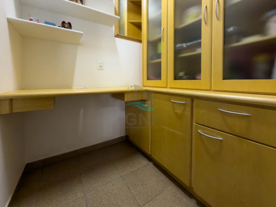 APARTAMENTO A VENDA - EDIFICIO CORAL GABLES - CENTRO
