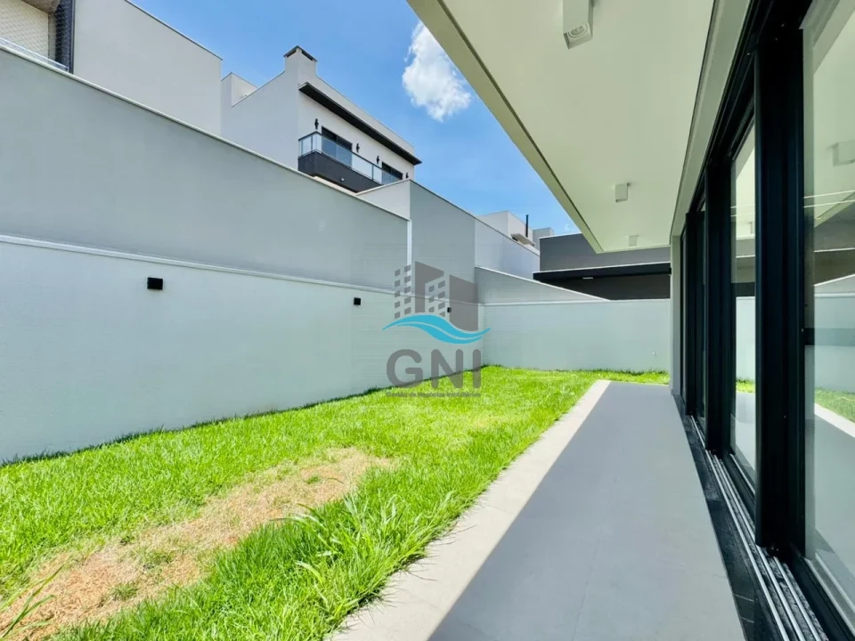 Imagens do imóveis CASA A VENDA - CONDOMINIO PARQUE TAUA ARANGUA