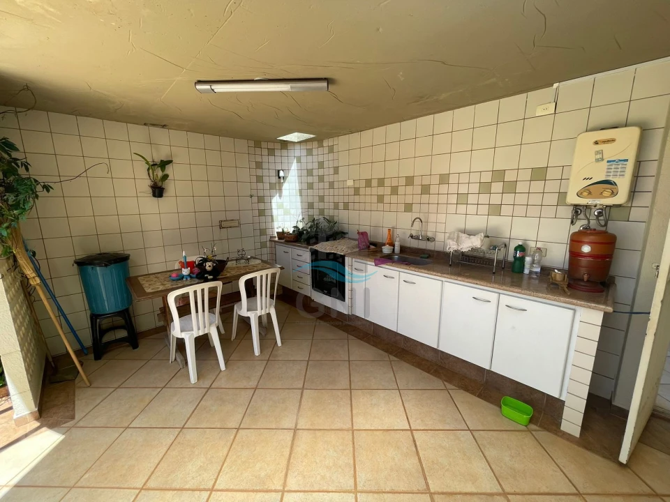 Imagens do imóveis CASA A VENDA - BAIRRO AURORA