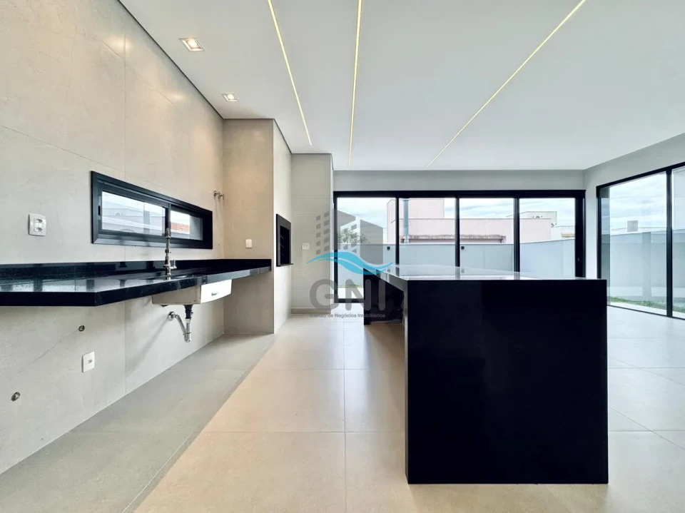 Imagens do imóveis CASA A VENDA - CONDOMINIO PARQUE TAUA ARACARI