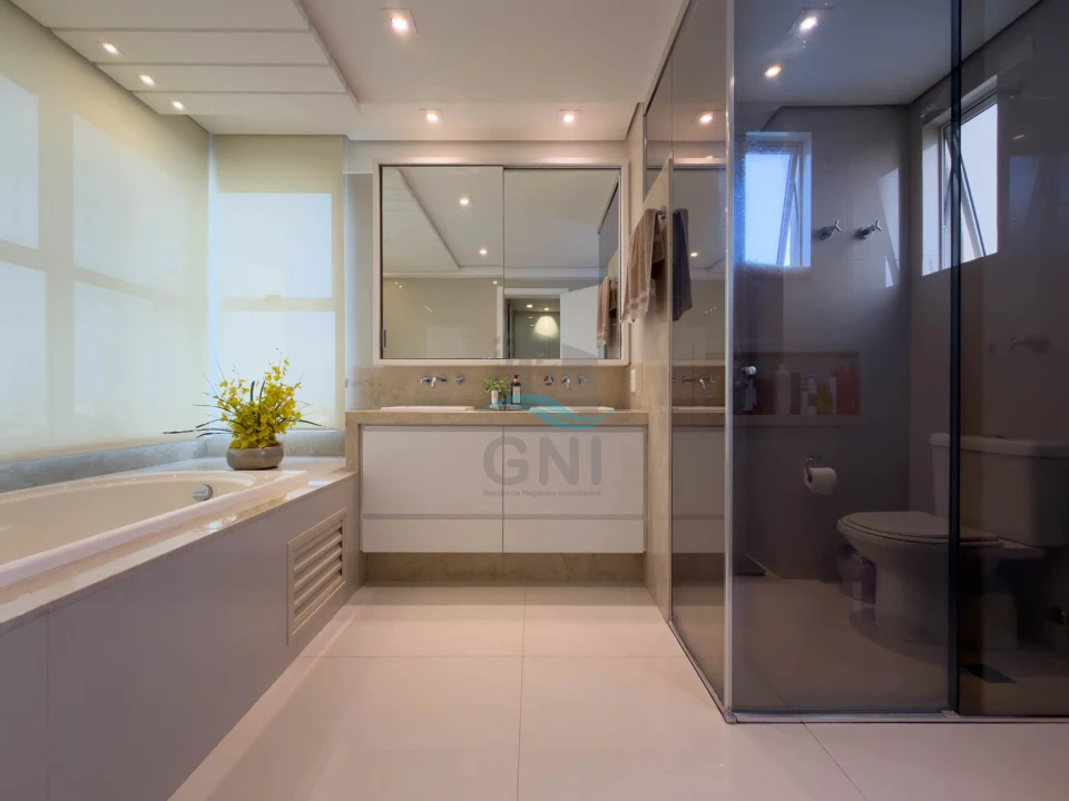 APARTAMENTO A VENDA - EDIFICIO PALAZZO DI CESARE