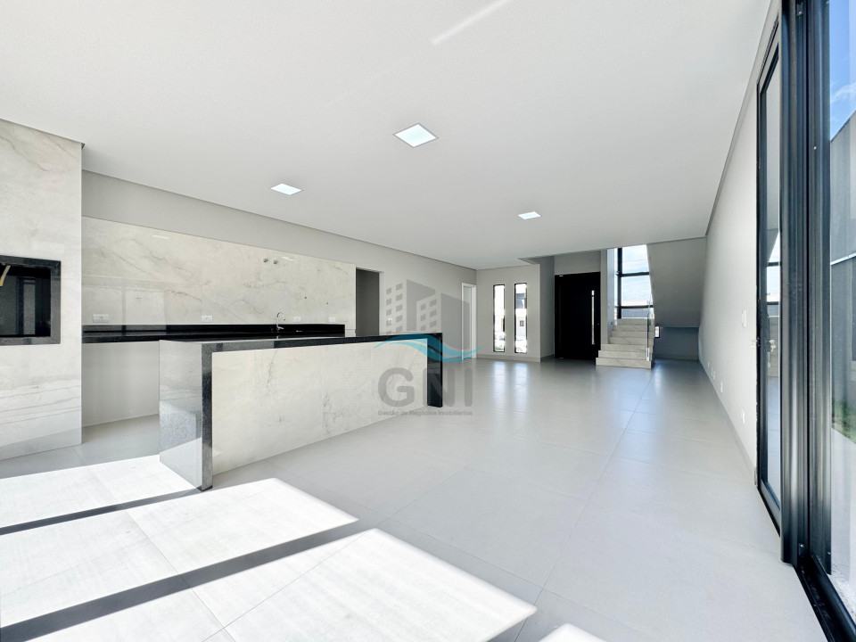 Imagens do imóveis CASA A VENDA - CONDOMINIO PARQUE TAUA ARANGUA