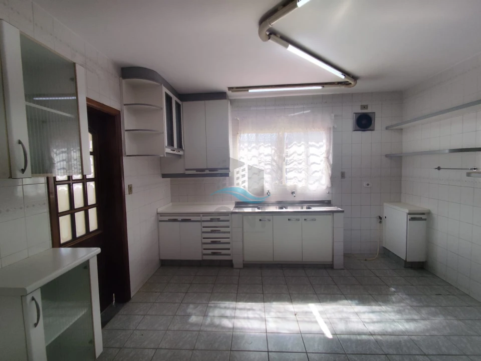 Imagens do imóveis CASA PARA LOCAÇÃO RESIDENCIAL/COMERCIAL - BAIRRO AURORA