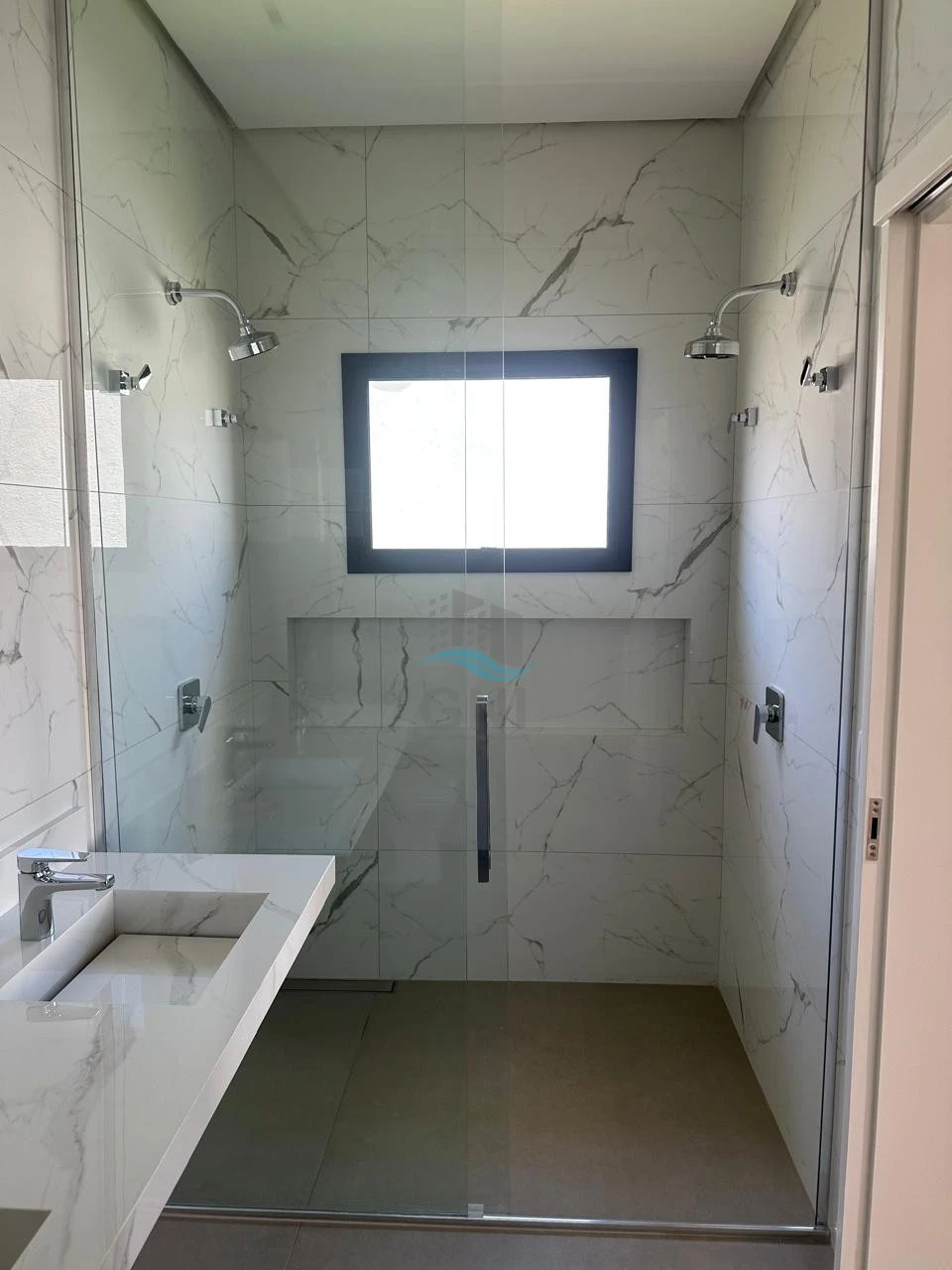 Imagens do imóveis CASA A VENDA - CONDOMINIO BELLA VITTA