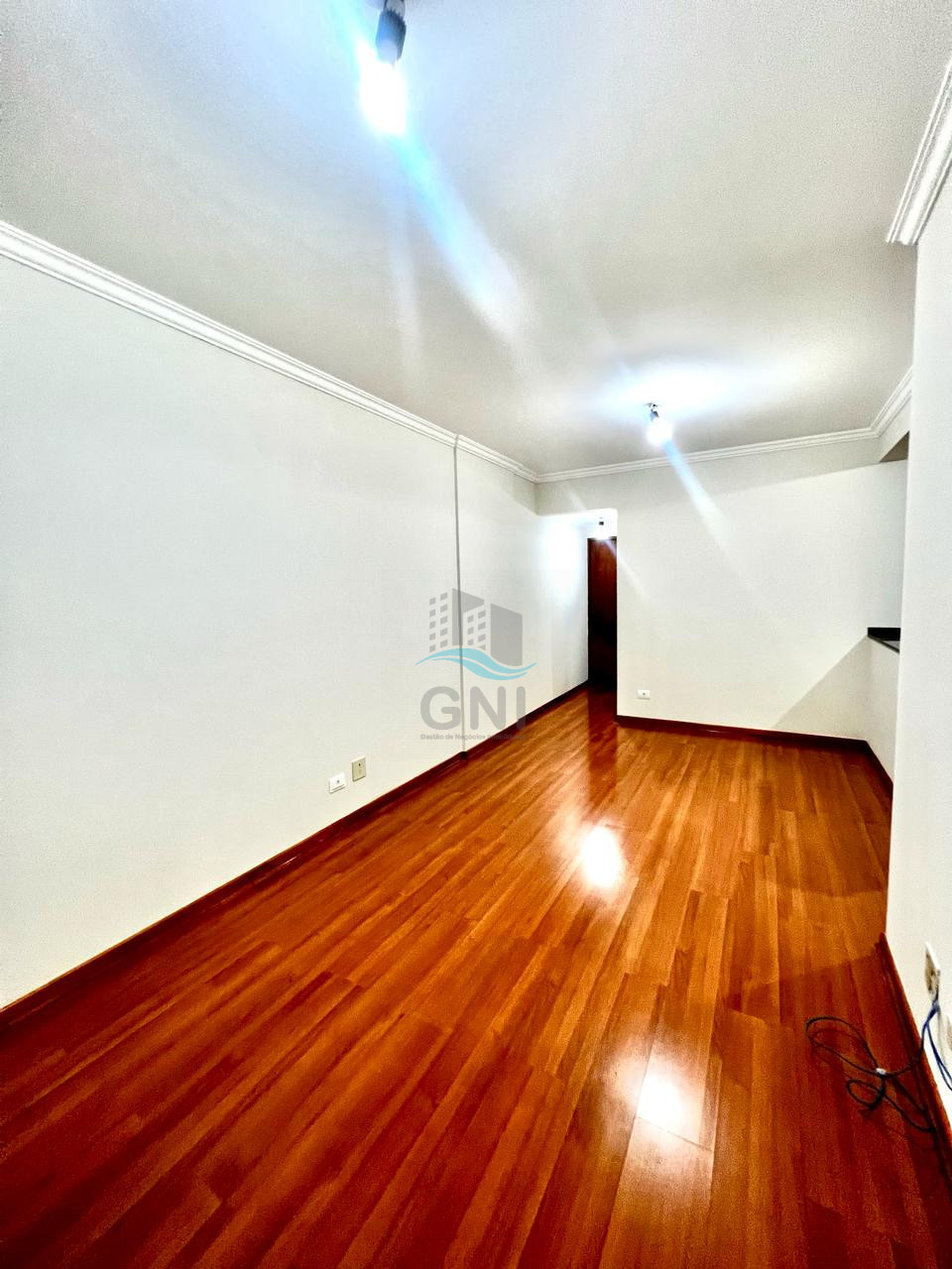 Imagens do imóveis APARTAMENTO PARA LOCAÇÃO - EDIFÍCIO COSTA ESMERALDA