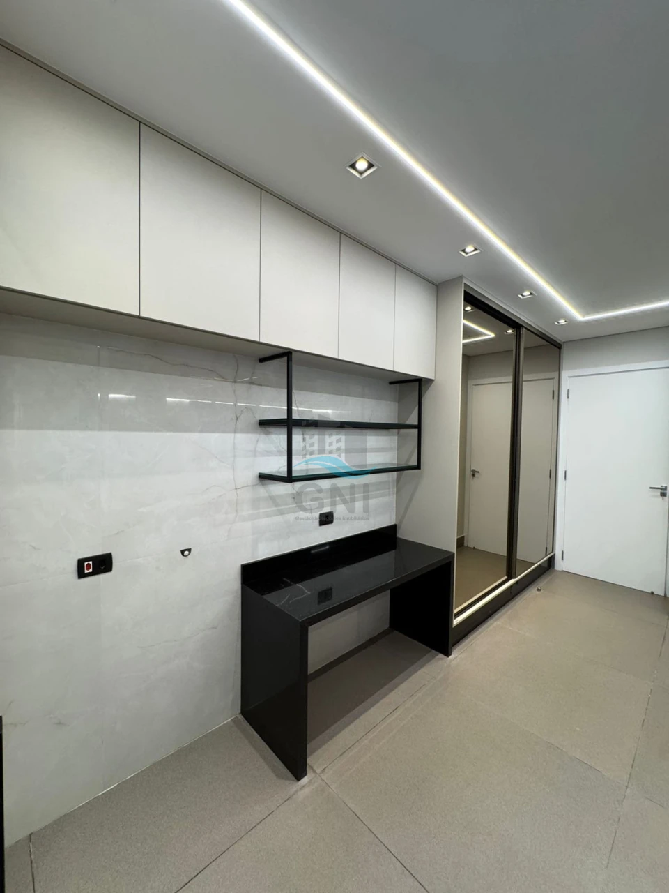 Imagens do imóveis CASA A VENDA - CONDOMÍNIO SUN LAKE RESIDENCE