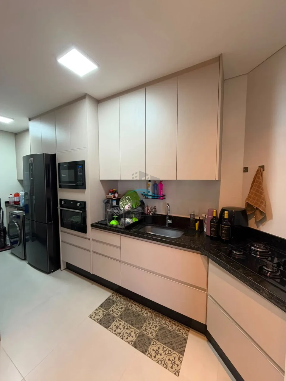 APARTAMENTO A VENDA -  EDIFICIO ODYSSEY