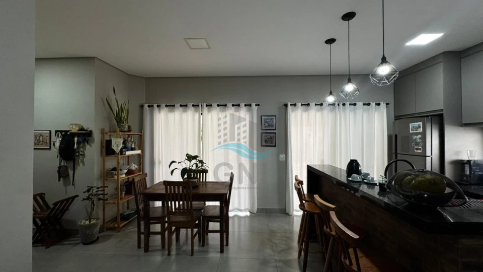 Imagens do imóveis CASA A VENDA - CONDOMINIO MORADA DAS FLORES ROSAS