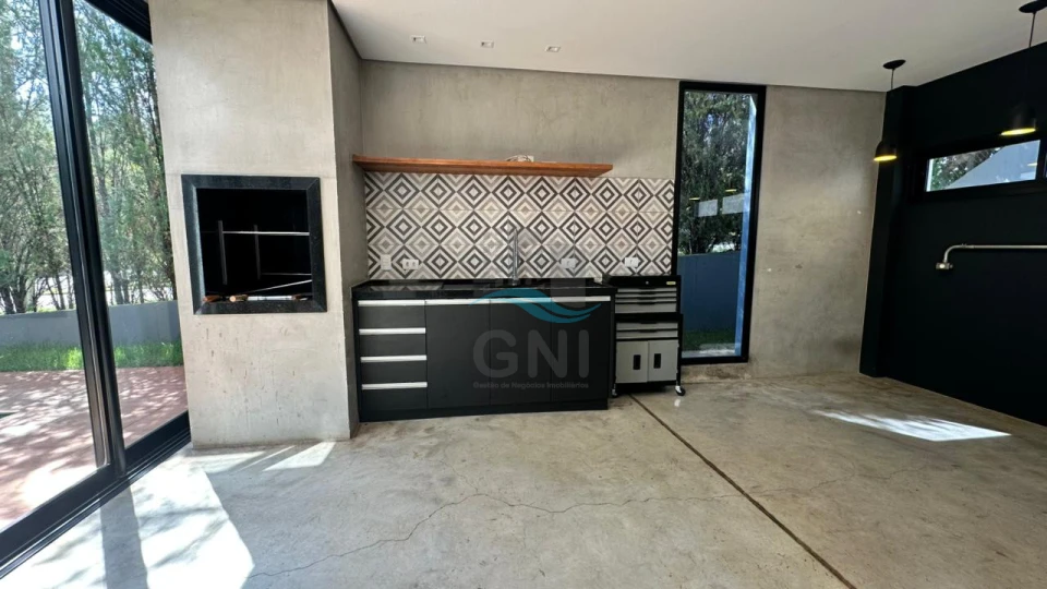 Imagens do imóveis CASA PARA LOCAÇÃO - CONDOMÍNIO ALPHAVILLE II