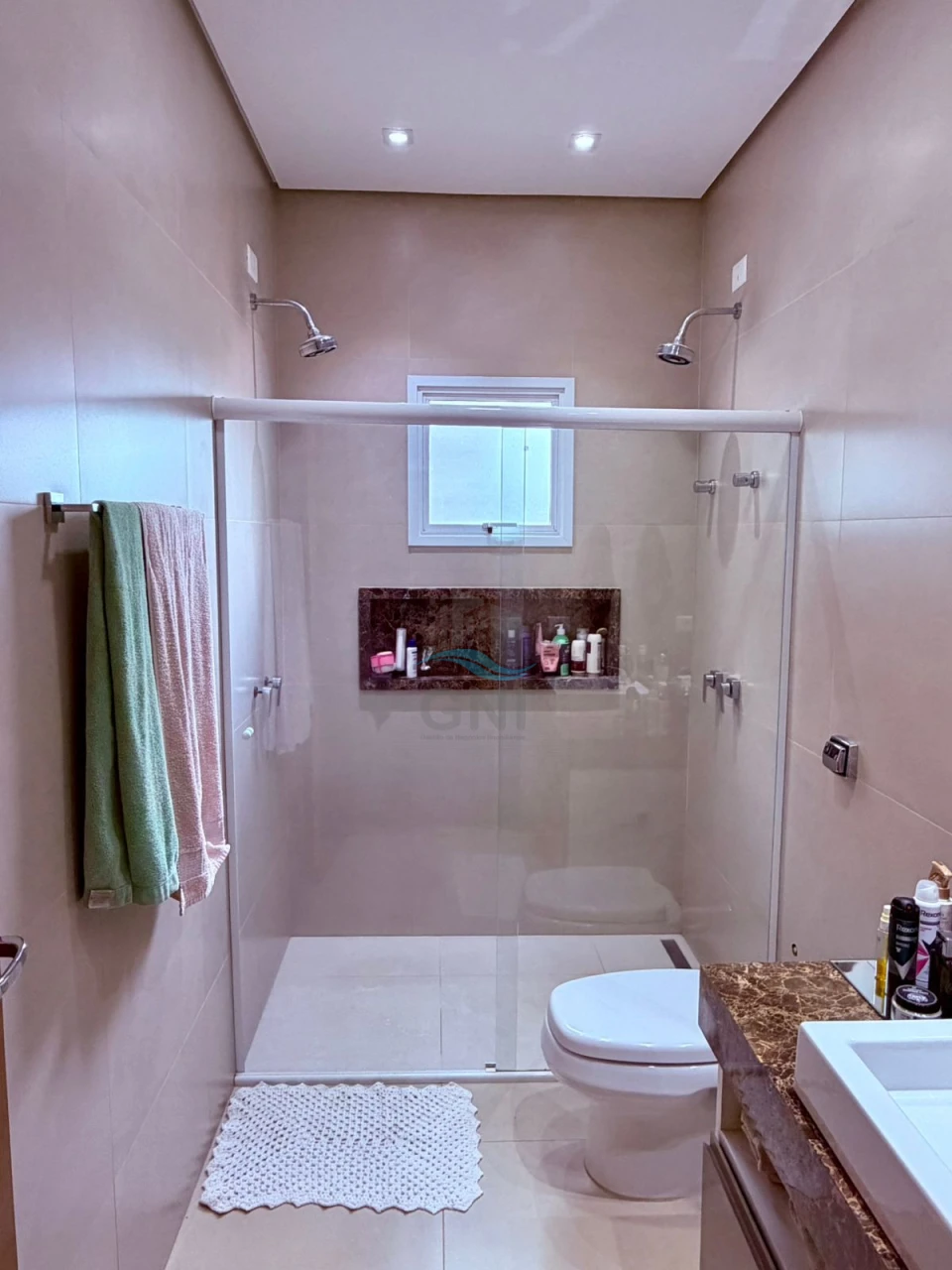 Imagens do imóveis CASA A VENDA - CONDOMÍNIO ALPHAVILLE II