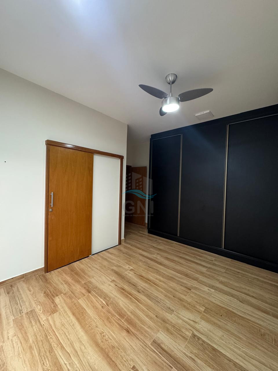 CASA A VENDA - CONDOMINIO ROYAL TENNIS Imagens do imóveis CASA A VENDA - CONDOMINIO ROYAL TENNIS