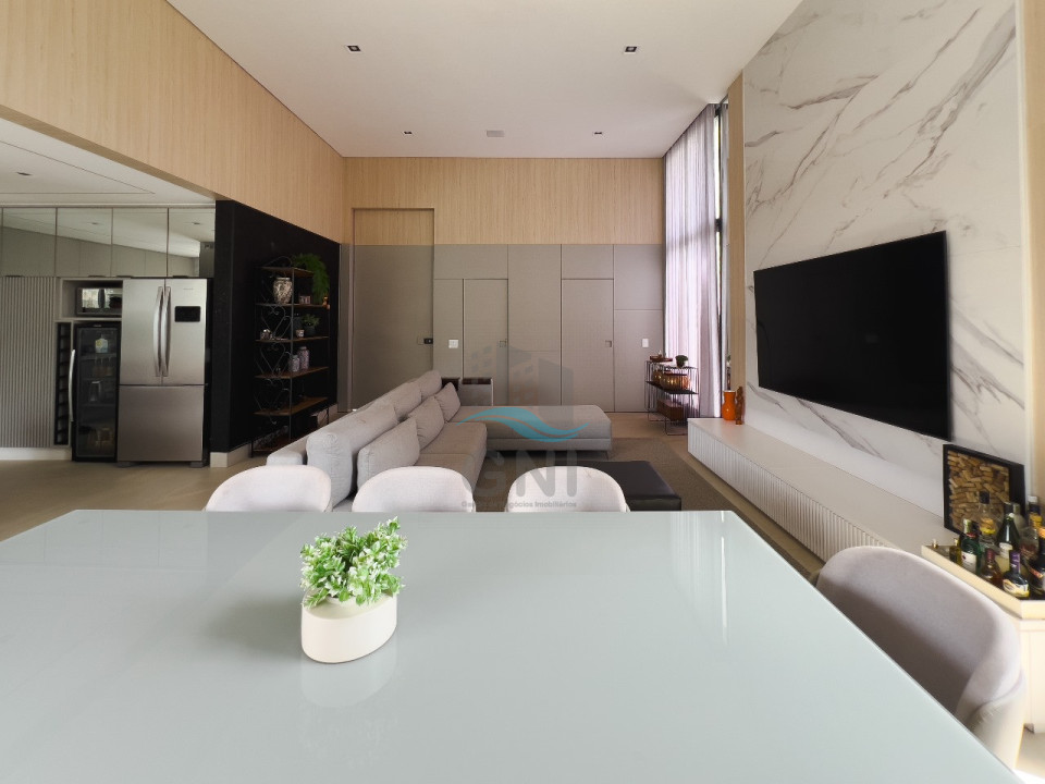 Imagens do imóveis CASA A VENDA - CONDOMINIO SUN LAKE RESIDENCE