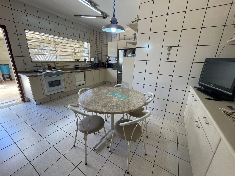 Imagens do imóveis CASA A VENDA - BAIRRO AURORA