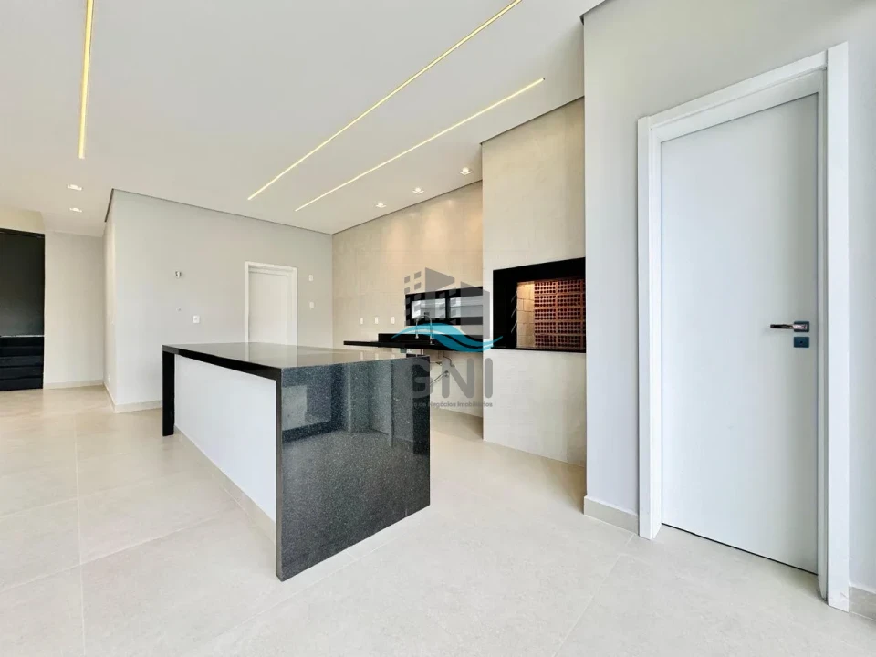 Imagens do imóveis CASA A VENDA - CONDOMINIO PARQUE TAUA ARACARI