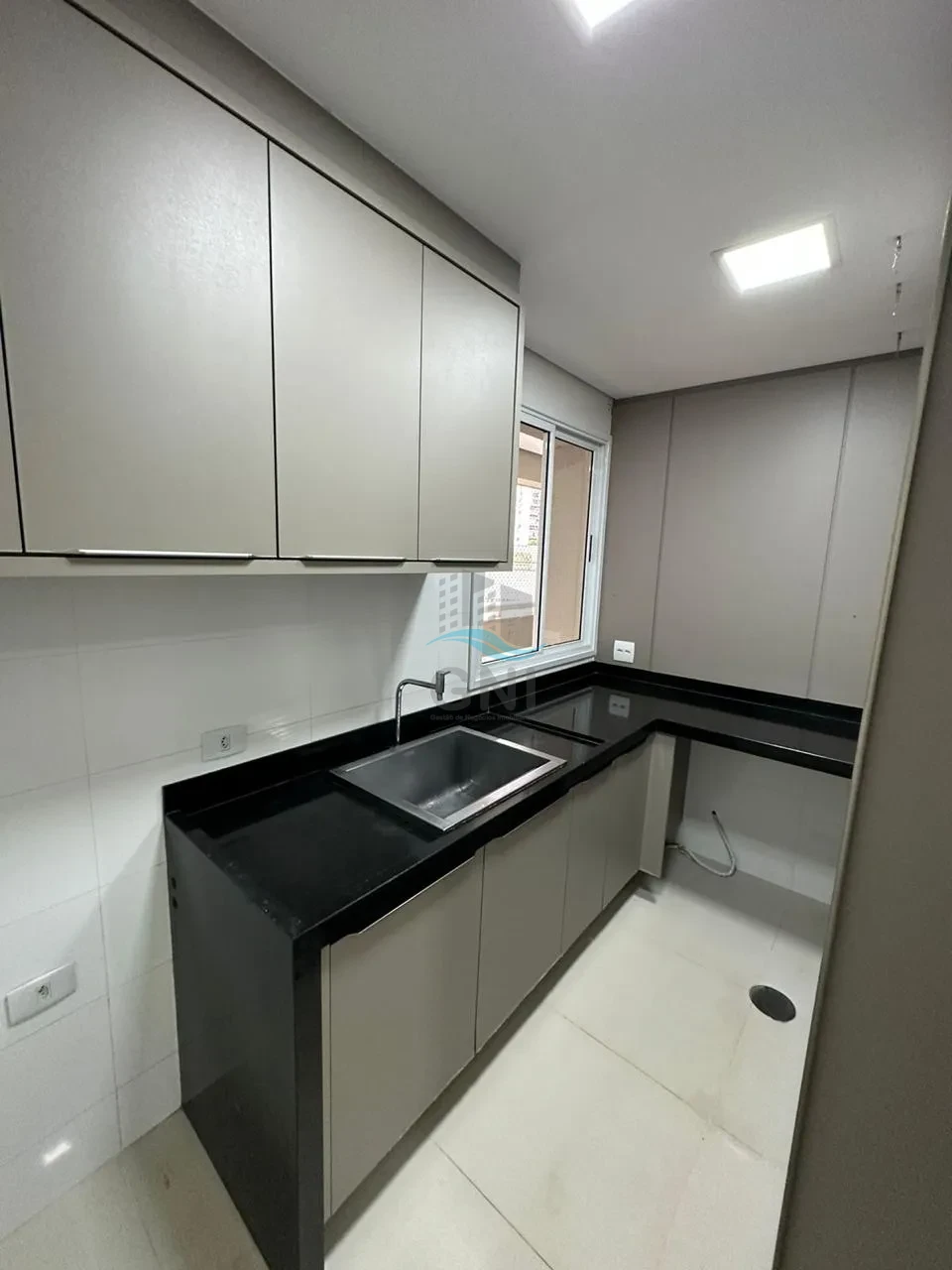 APARTAMENTO PARA LOCAÇÃO - EDIFICIO BATLLÓ