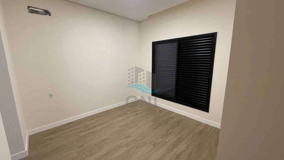 Imagens do imóveis CASA A VENDA - CONDOMINIO PARQUE TAUA ARAÇARI