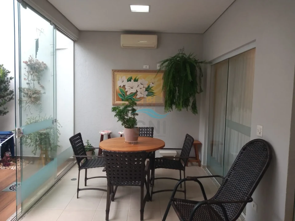 Imagens do imóveis CASA A VENDA - CONDOMINIO VILA FLORENCA