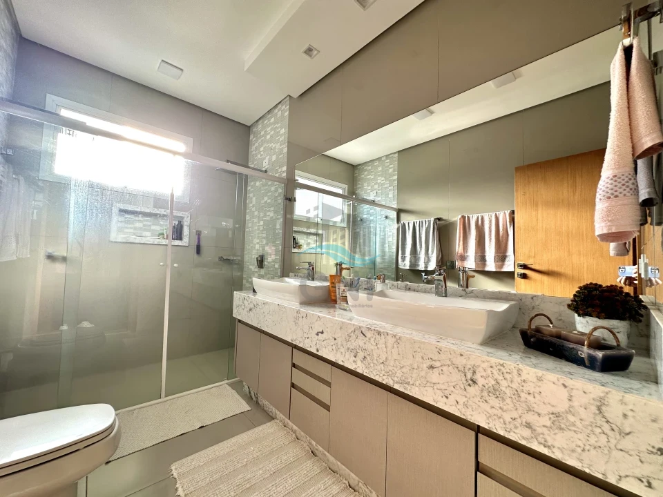 Imagens do imóveis CASA A VENDA - CONDOMÍNIO SUN LAKE RESIDENCE