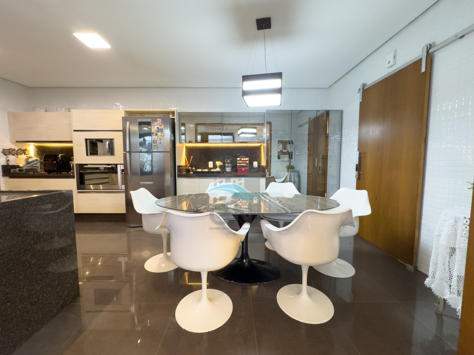 Imagens do imóveis CASA A VENDA - CONDOMÍNIO ROYAL TENNIS