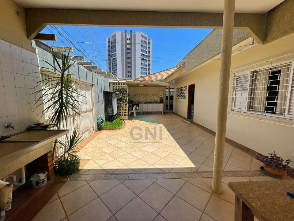 Imagens do imóveis CASA A VENDA - BAIRRO AURORA