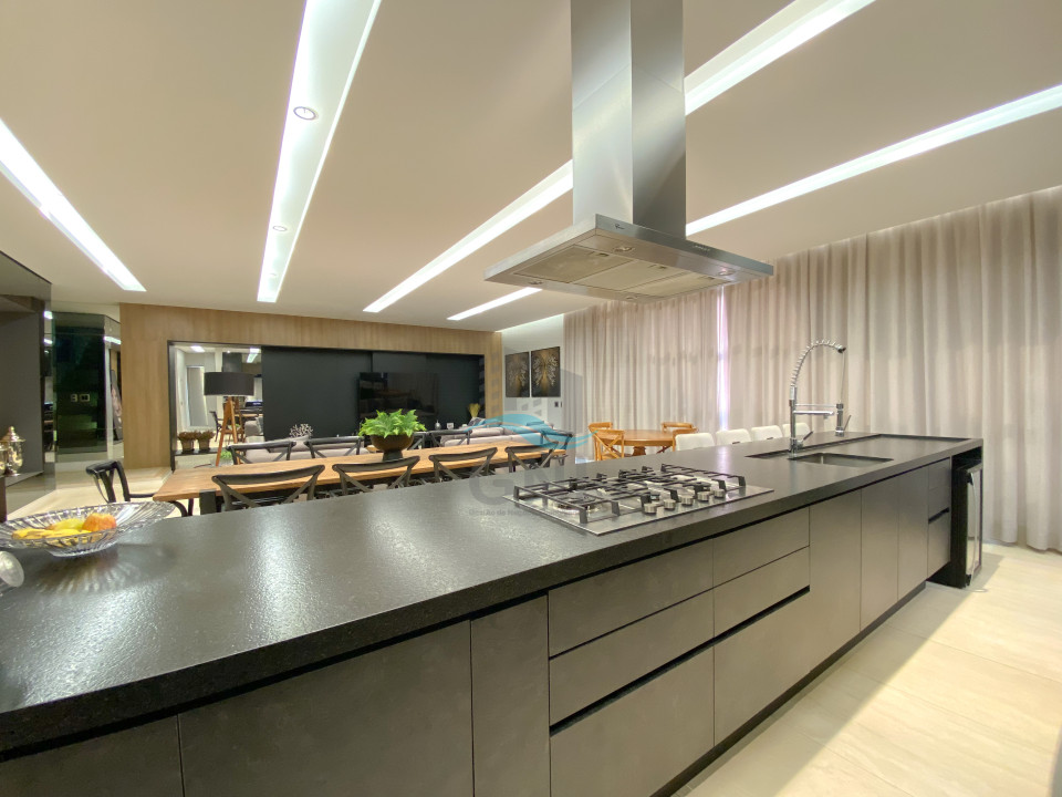 CASA A VENDA - CONDOMINIO ROYAL FOREST Imagens do imóveis CASA A VENDA - CONDOMINIO ROYAL FOREST