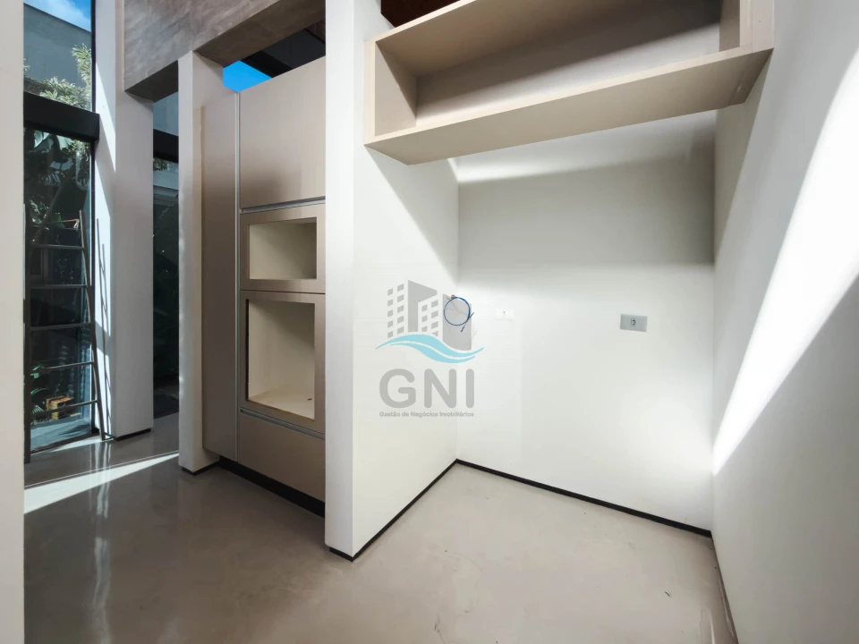 Imagens do imóveis CASA A VENDA - ALPHAVILLE IMBUIAS