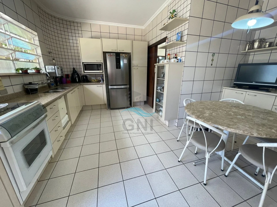 Imagens do imóveis CASA A VENDA - BAIRRO AURORA