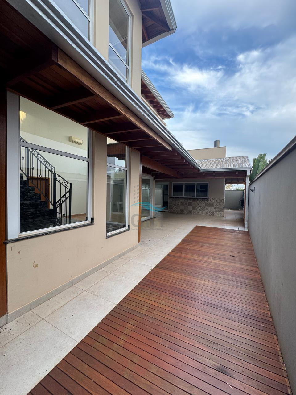 Imagens do imóveis CASA A VENDA - CONDOMINIO ROYAL TENNIS