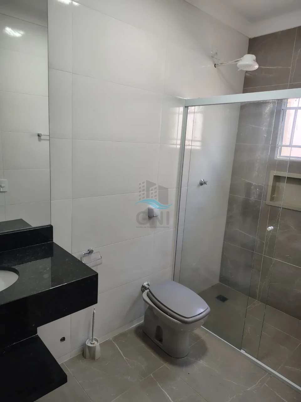 Imagens do imóveis CASA A VENDA - JARDIM ALPES I