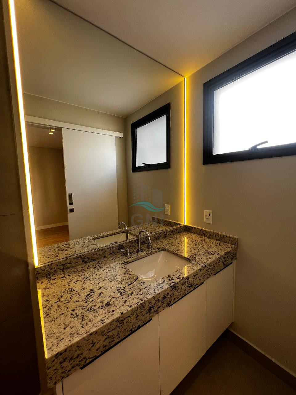 Imagens do imóveis APARTAMENTO PARA LOCAÇÃO - EDIFICIO INSIGHT PALHANO