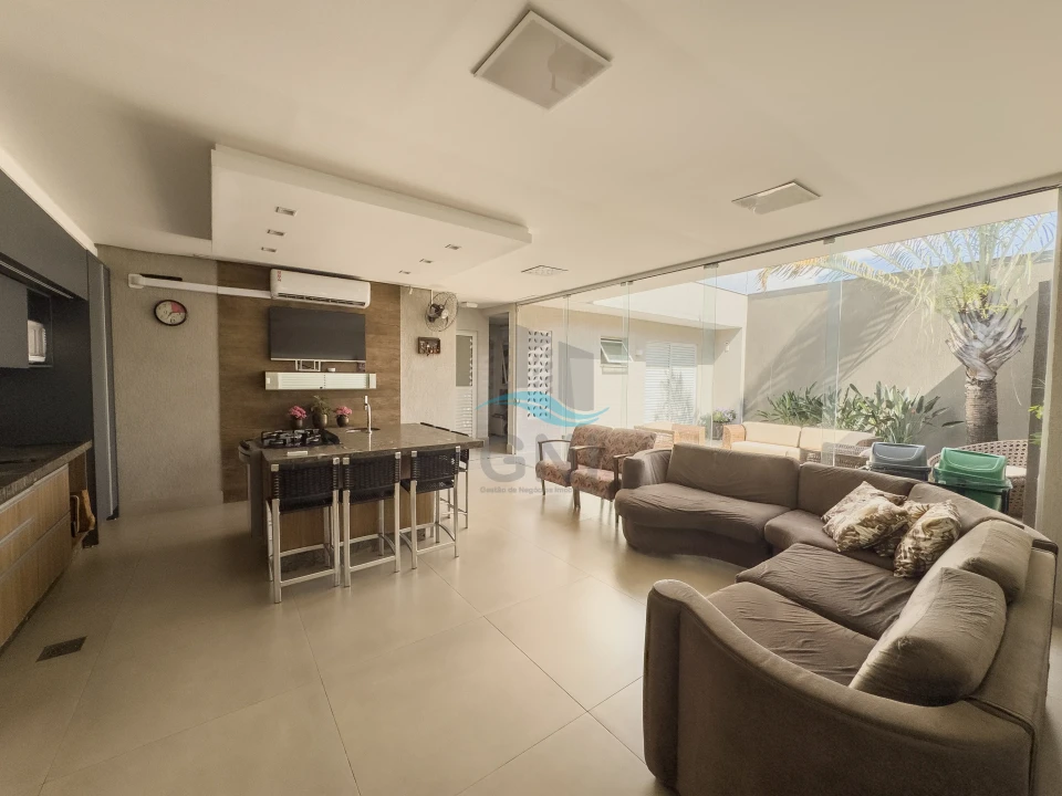 Imagens do imóveis CASA A VENDA - BAIRRO SAN REMO
