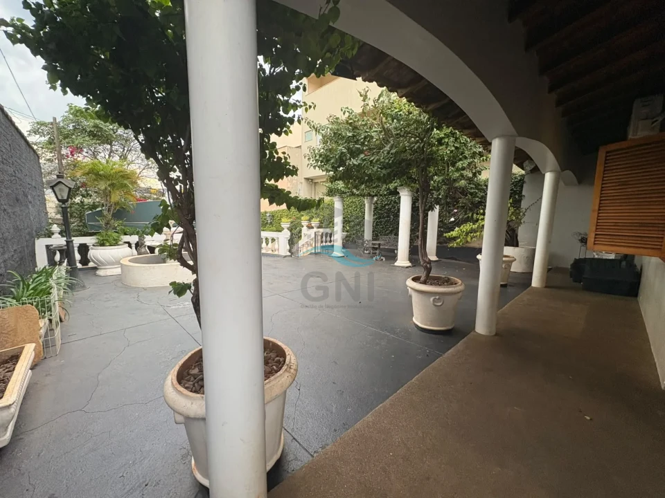 Imagens do imóveis CASA A VENDA - AV. SOUZA NAVES (IBIPORÃ)