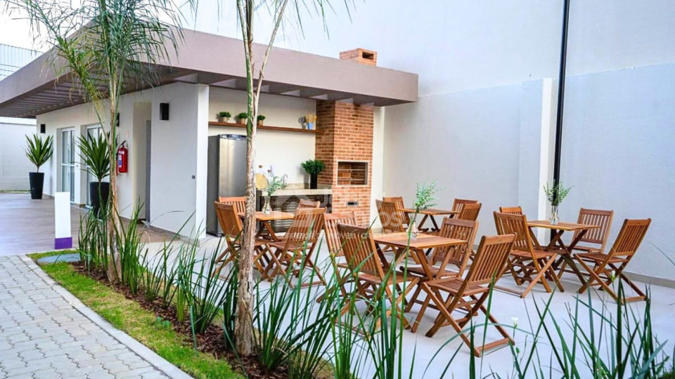 Apartamento 2qts com vaga próximo de tudo