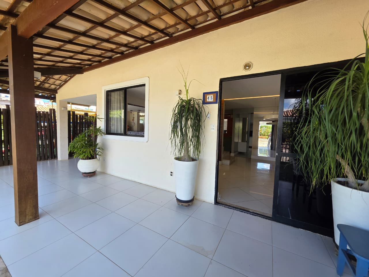 Imagens do imóveis Casa Em Condomínio À Venda Casa Duplex Em Piãta Salvador