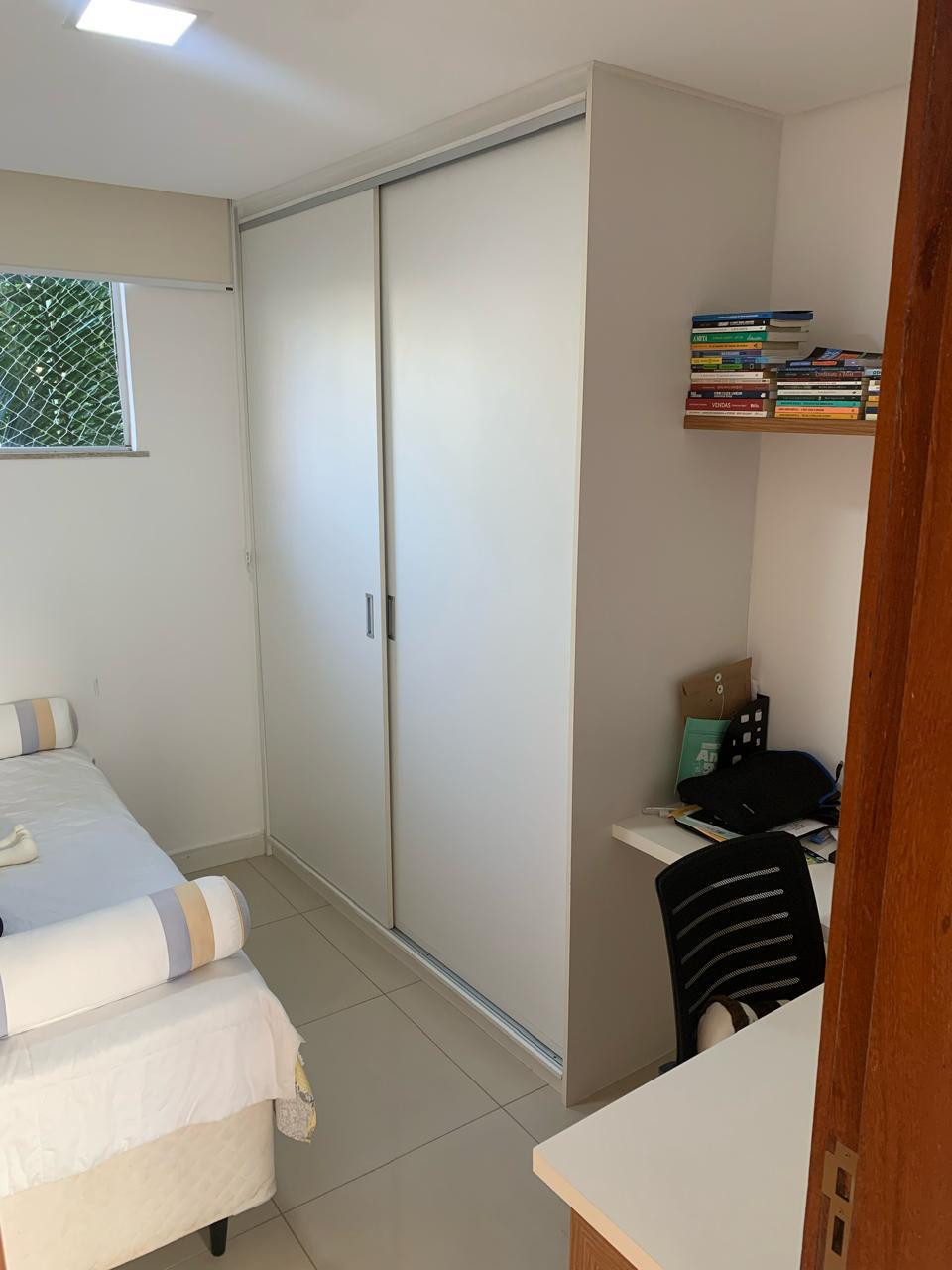 Imagens do imóveis Casa em Condomínio Á Venda no Condomínio Rua Solta