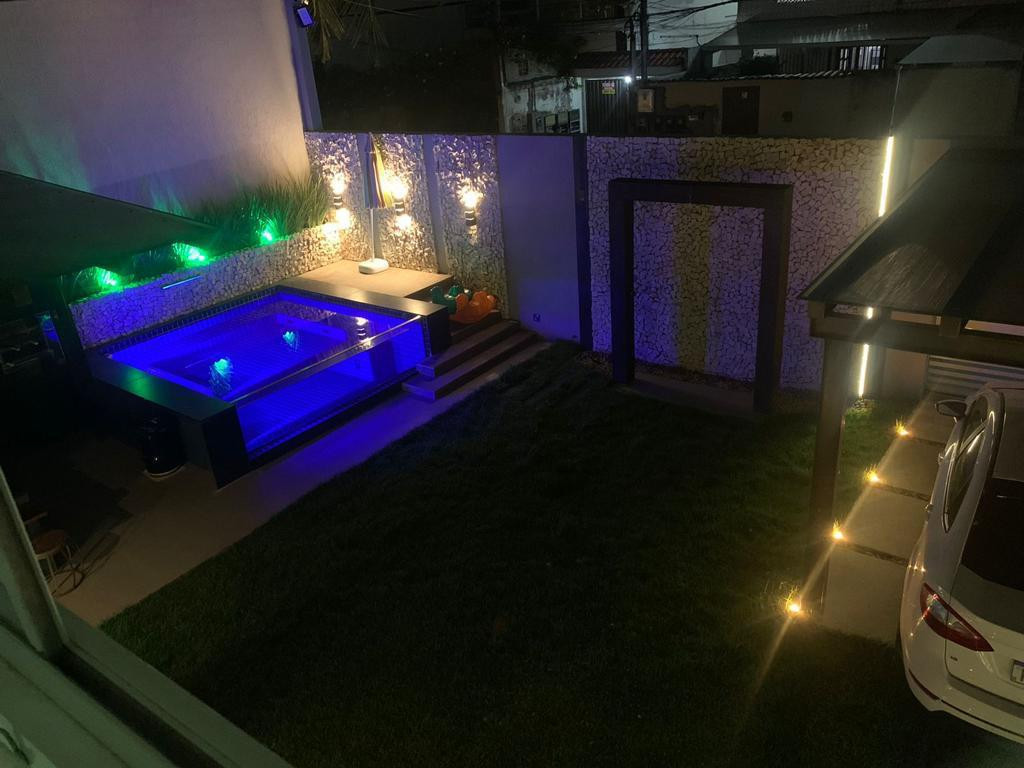 Imagens do imóveis Casa em Condomínio Á Venda no Condomínio Rua Solta