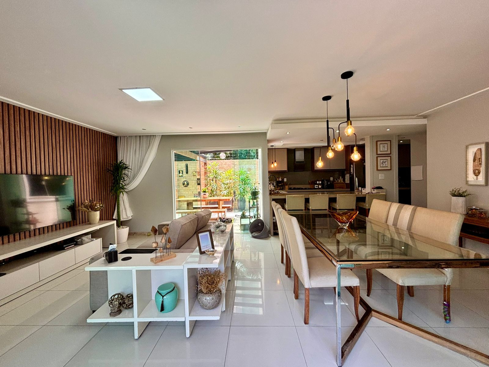 Imagens do imóveis CASA Á Venda EM BURAQUINHO