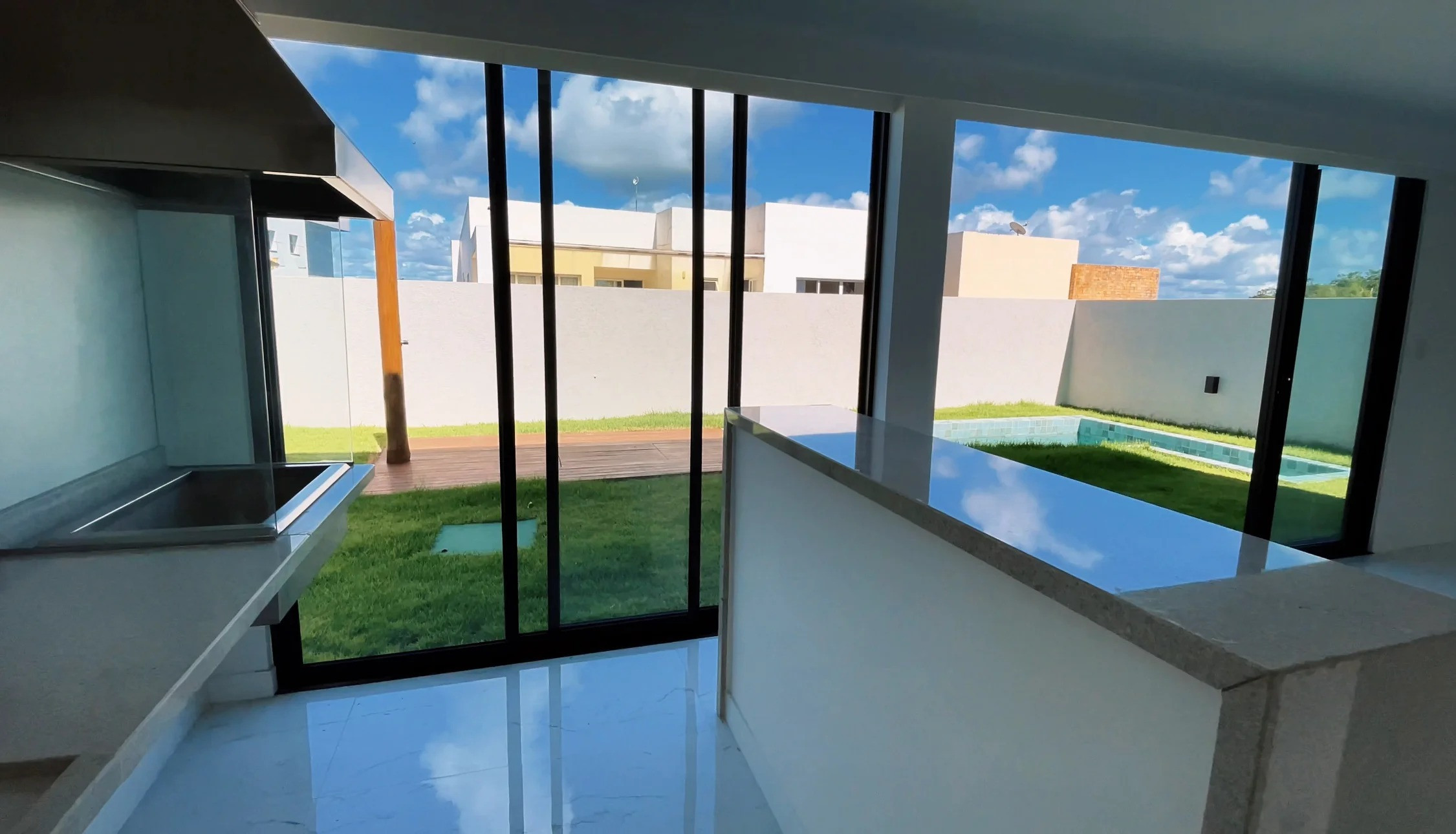 Imagens do imóveis Casa Á Venda em Camaçari ALPHAVILLE LITORAL NORTE II