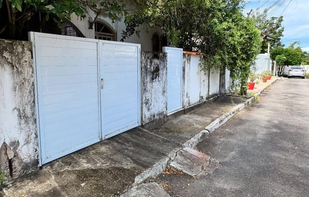 Imagens do imóveis Casa Em Condomínio Á Venda Casa Em Stiep Salvador