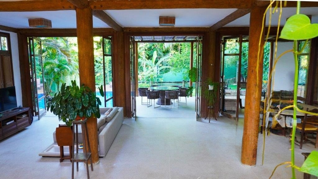 Imagens do imóveis Casa Á Venda em CONDOMÍNIO ALPHAVILLE II Salvador