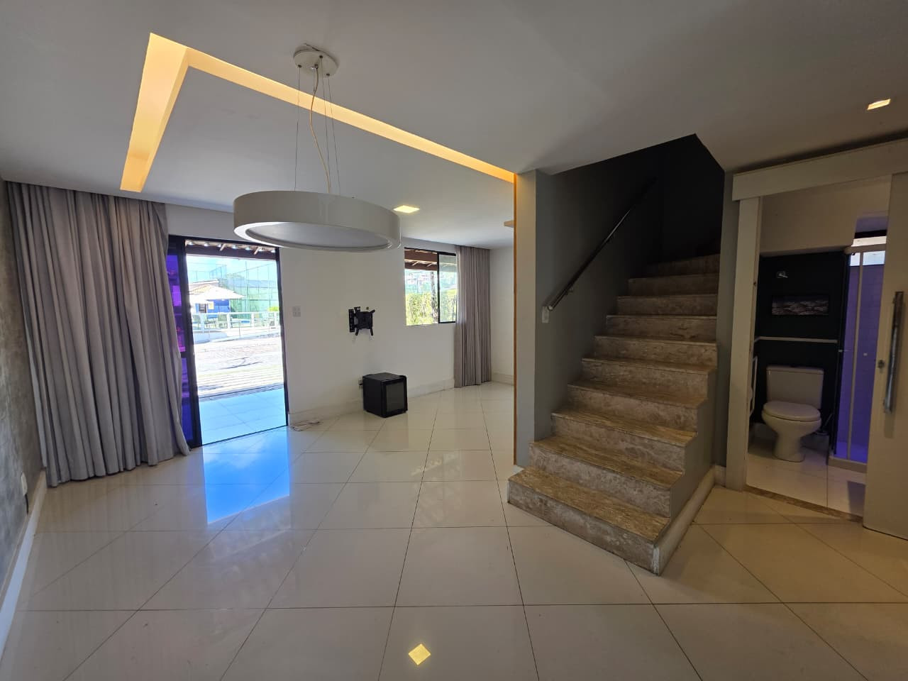 Imagens do imóveis Casa Em Condomínio À Venda Casa Duplex Em Piãta Salvador