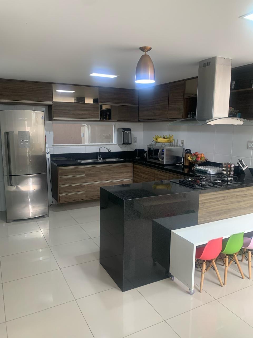 Imagens do imóveis Casa em Condomínio Á Venda no Condomínio Rua Solta