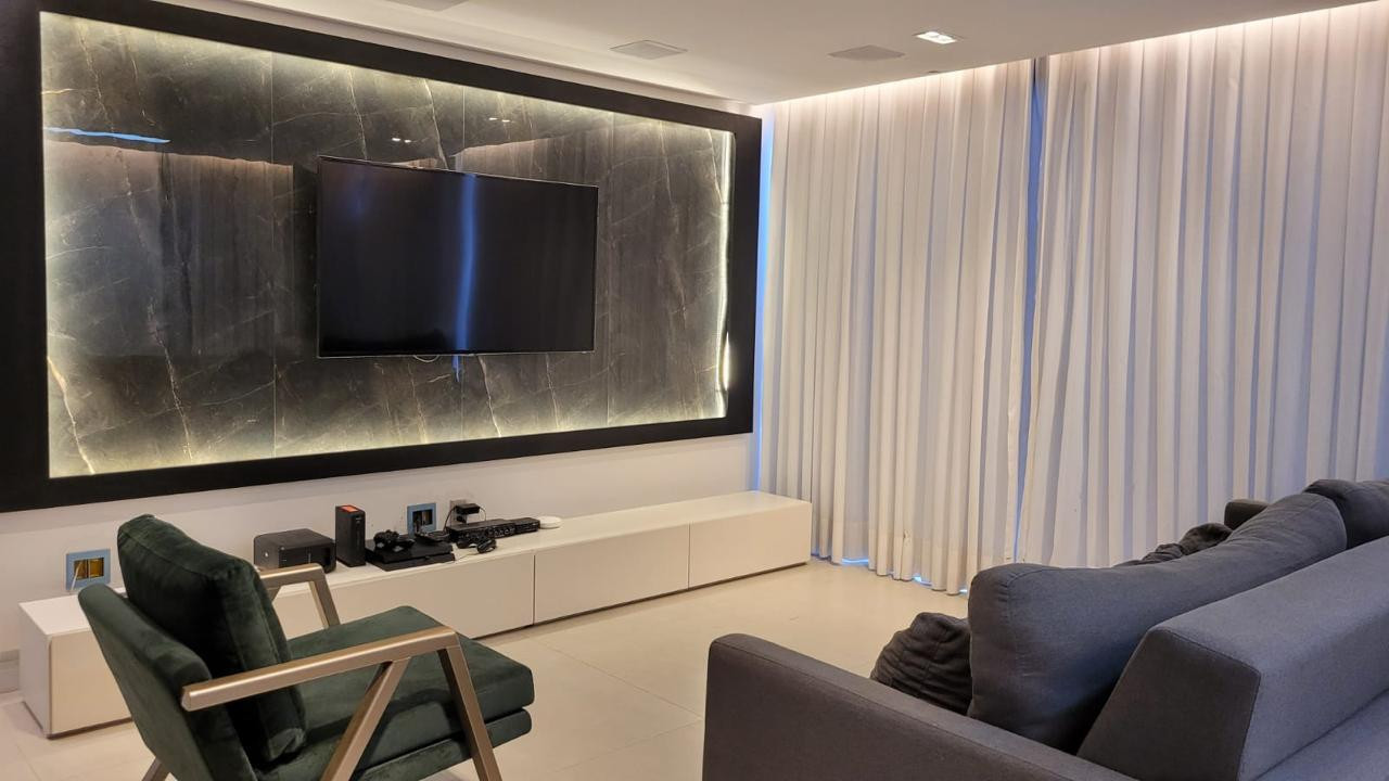 Imagens do imóveis Casa em Condomínio Á Venda no Condomínio Rua Solta