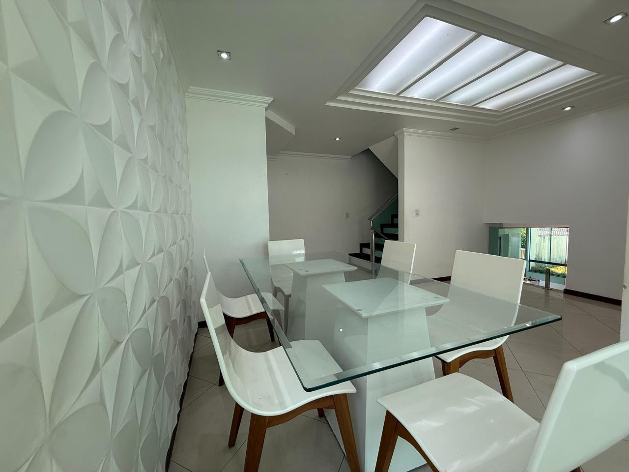 Imagens do imóveis CASA  Á Venda VILA LAURA