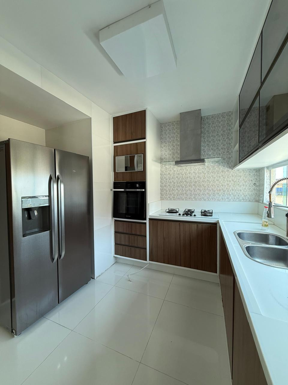 Imagens do imóveis CASA  Á Venda VILA LAURA