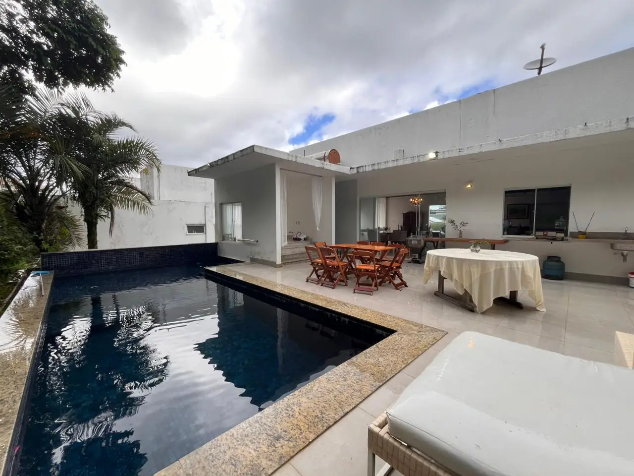 Imagens do imóveis Casa Em Condomínio Á Venda Casa Em Alphaville Salvador