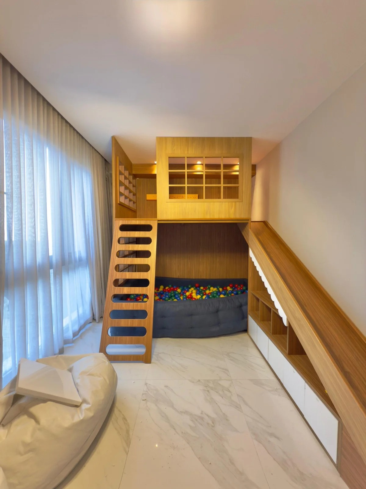 Imagens do imóveis Casa Á Venda em Alphaville Salvador CONDOMÍNIO ESTRELA DO MAR