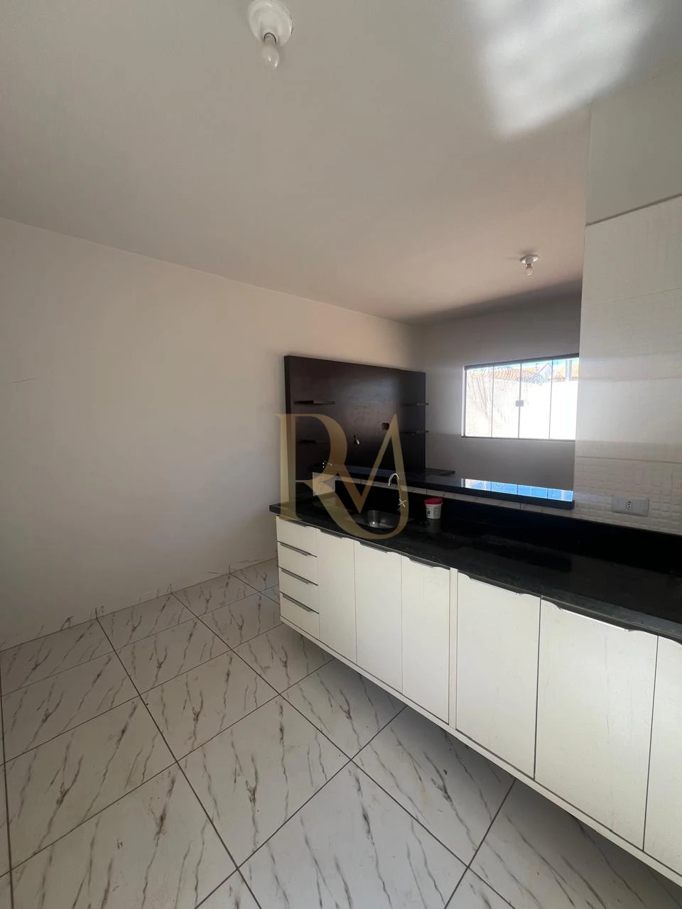 Imagens do imóveis casa para locacao com 02 quartos sendo 01 suite